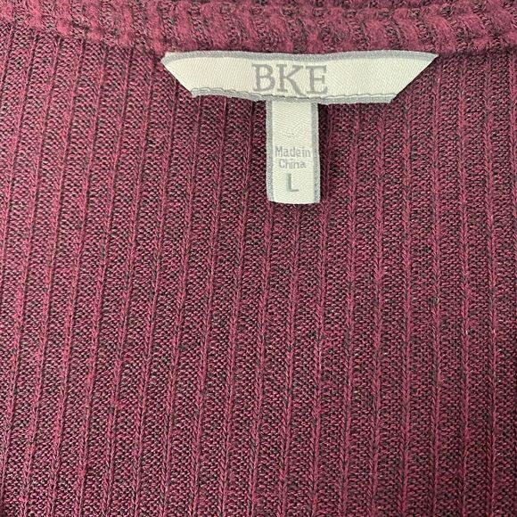 BKE Women's Size Large Long Sleeve Deep V Neck Tee T Shirt Top Blouse Dark Red - Picture 4 of 6